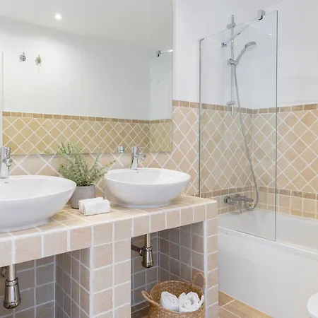 Apartment Geweldig Met Ruim Terras En Zeezicht *