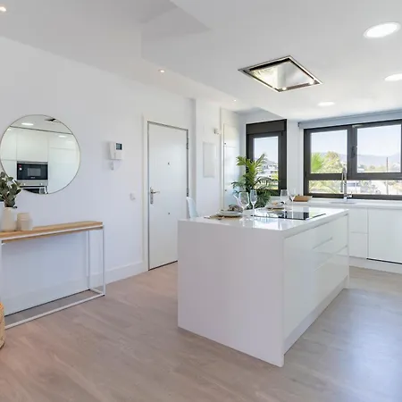 Geweldig Met Ruim Terras En Zeezicht Apartamento